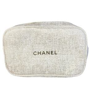 Chanel Beaute 2023 Limited Edition Holiday Makeup Zipper Pouch (Pouch Only)